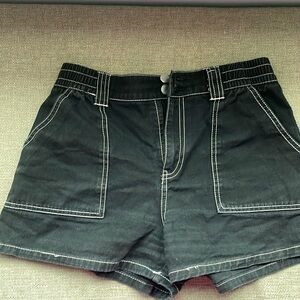 Black shorts with white contrast